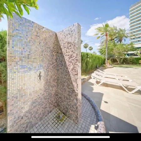 Elite In Lejlighed *